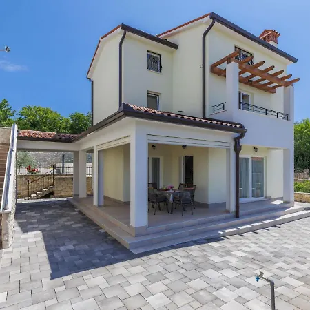 Camellia By Interhome *