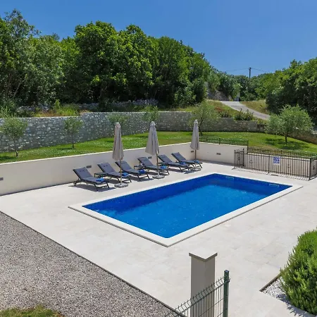 Camellia By Interhome *