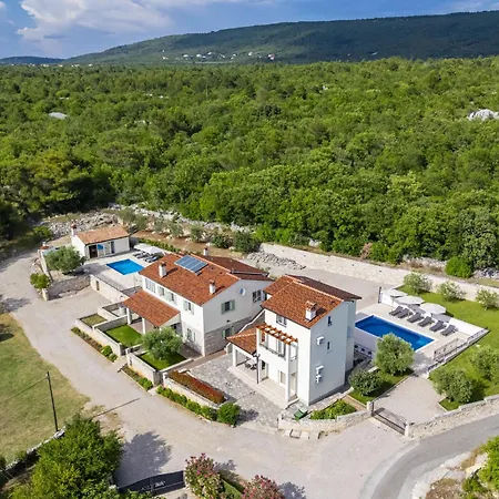Vikendica Camellia By Interhome *